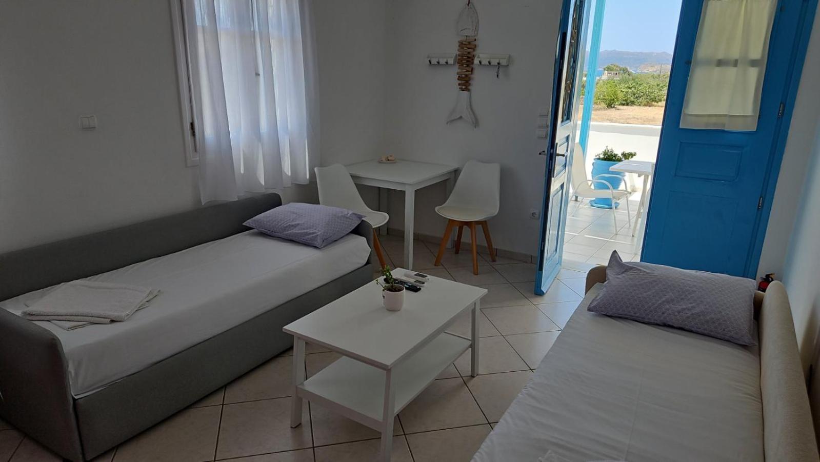 Milithos Apartments 2 آداماس الغرفة الصورة